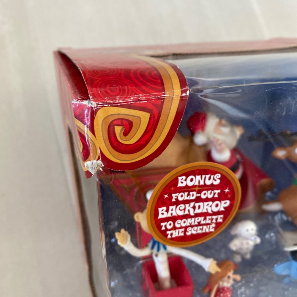 NIB Rudolph Scenic Display Set - Picture 5 of 5